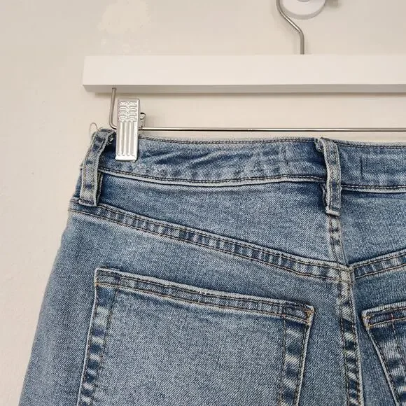 We The Free Distressed Raw Hem Curvy High Rise Denim Cutoff Shorts 26 - Picture 7 of 8